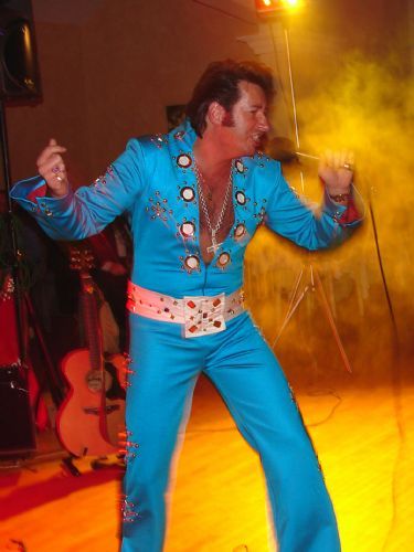Elvis-Imitator Joe Prommer